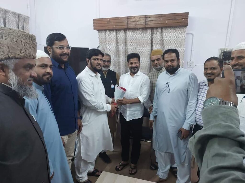 Meeting of Political, Social, and Educational Matters: Positive Exchange Between Mr. Revanth Reddy, President of Jamaat-e-Islami and the MPJ Telangana Delegation